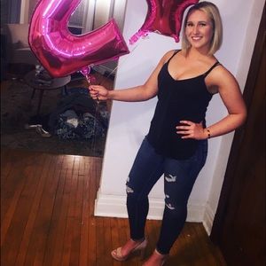 Meet your Posher, Lisa